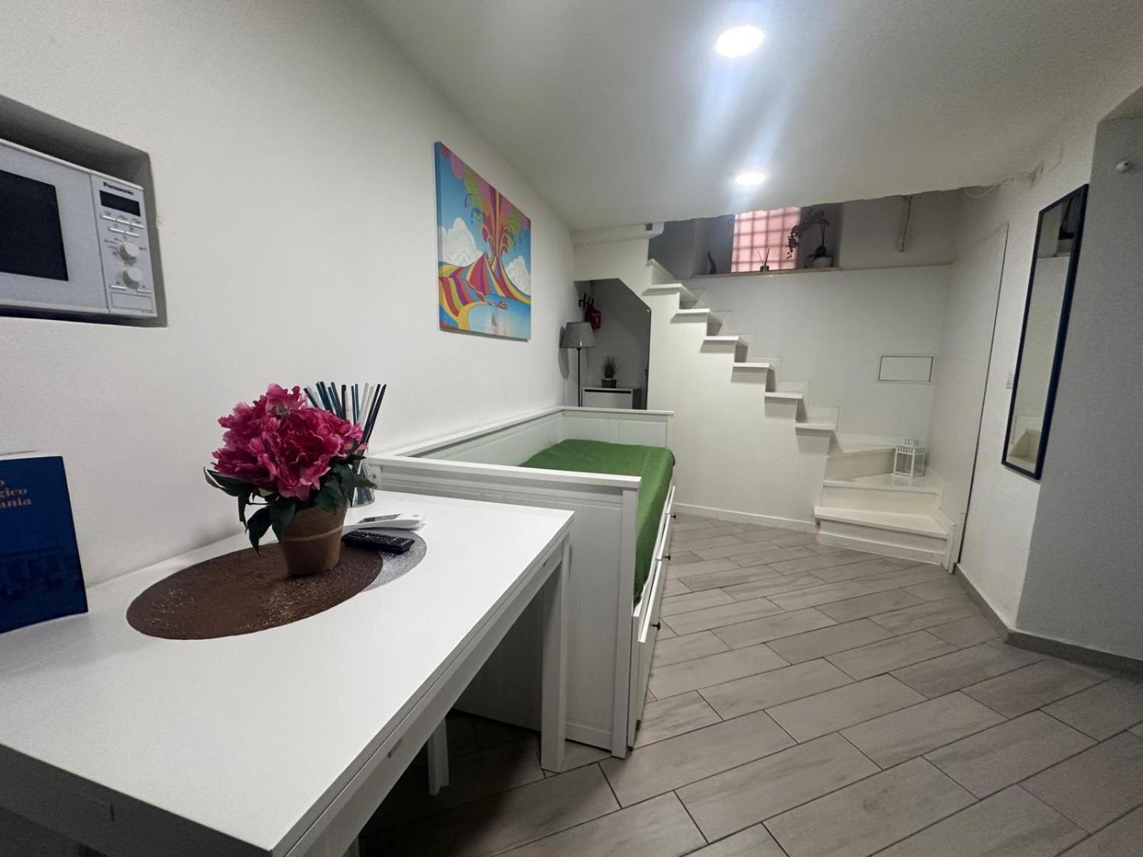 A Casarell Apartment Napoli Ruang foto